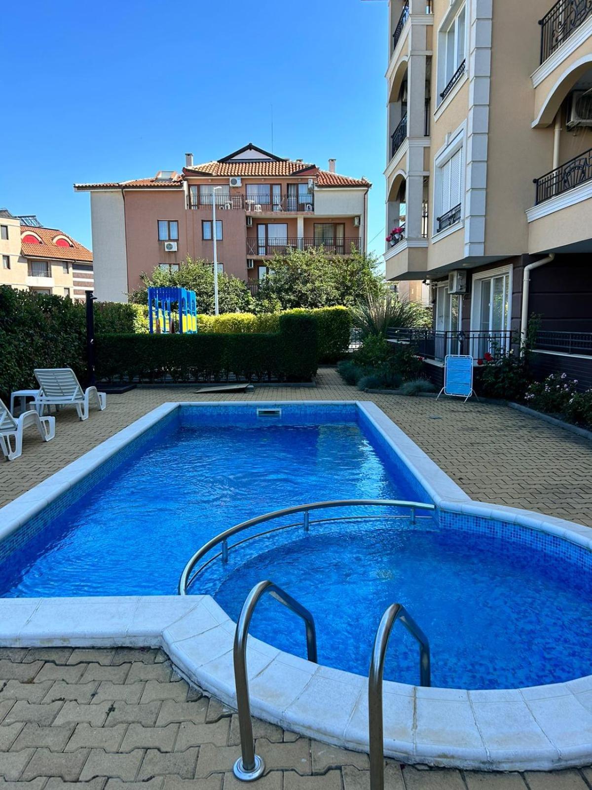 Eli3 Rawda Apartment Bagian luar foto